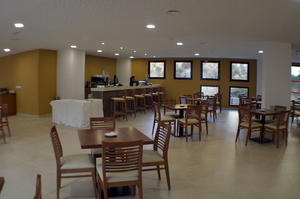 Hotel Balneario de Graena 34/44