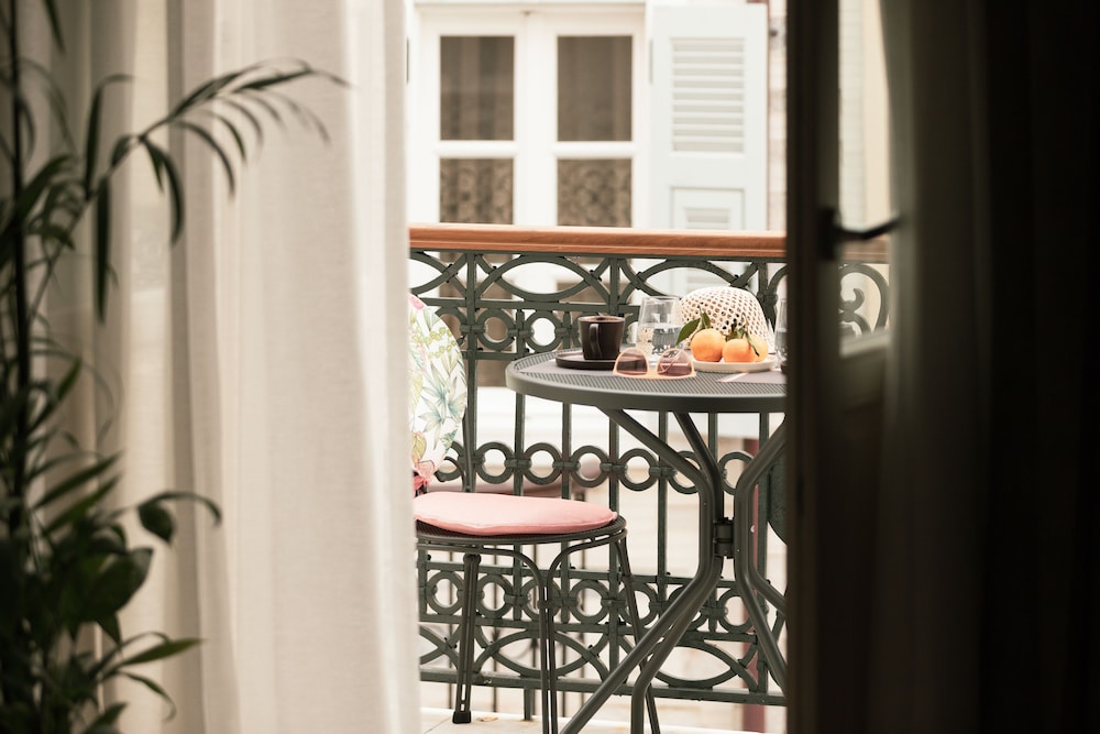 Castro Hotel Syros 9/50
