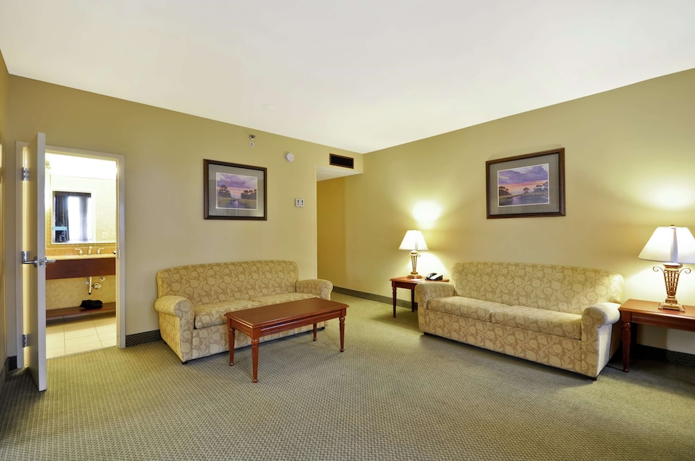 Hampton Inn Charleston Historic District 49/61