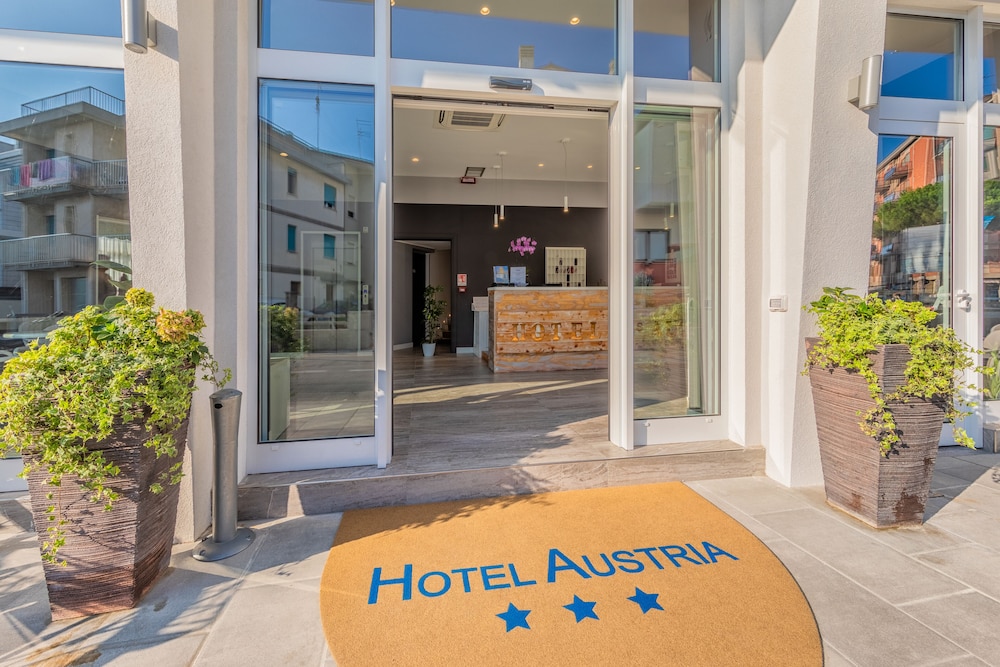 Hotel Austria 9/64