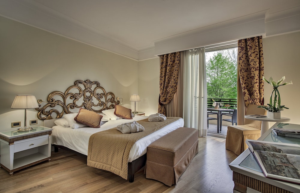 Park Hotel Junior 22/59