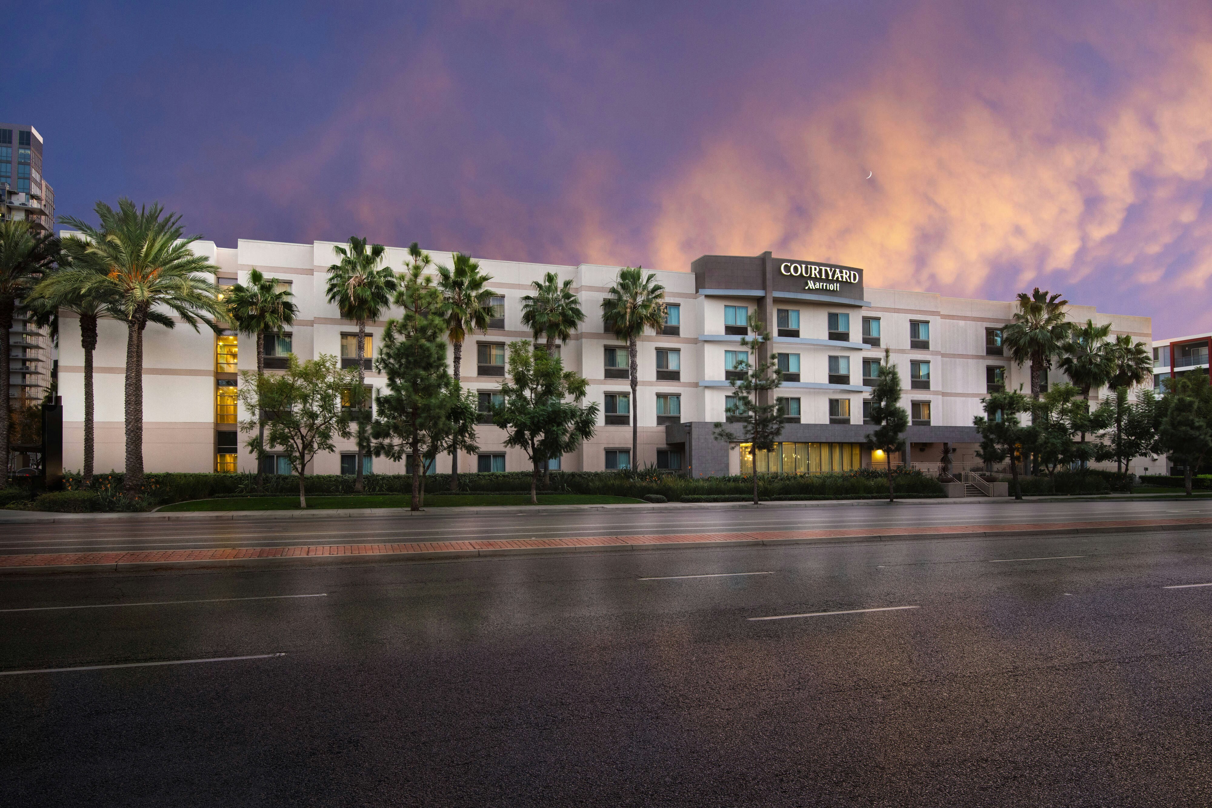 Courtyard By Marriott Santa Ana Orange County 53/53