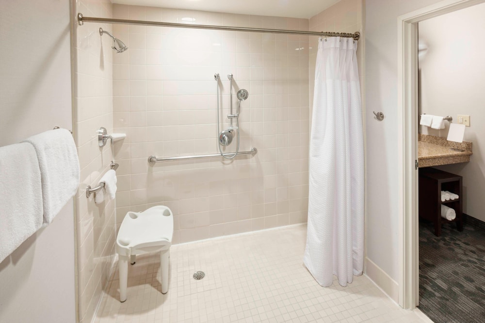 Courtyard by Marriott Franklin Cool Springs 13/53