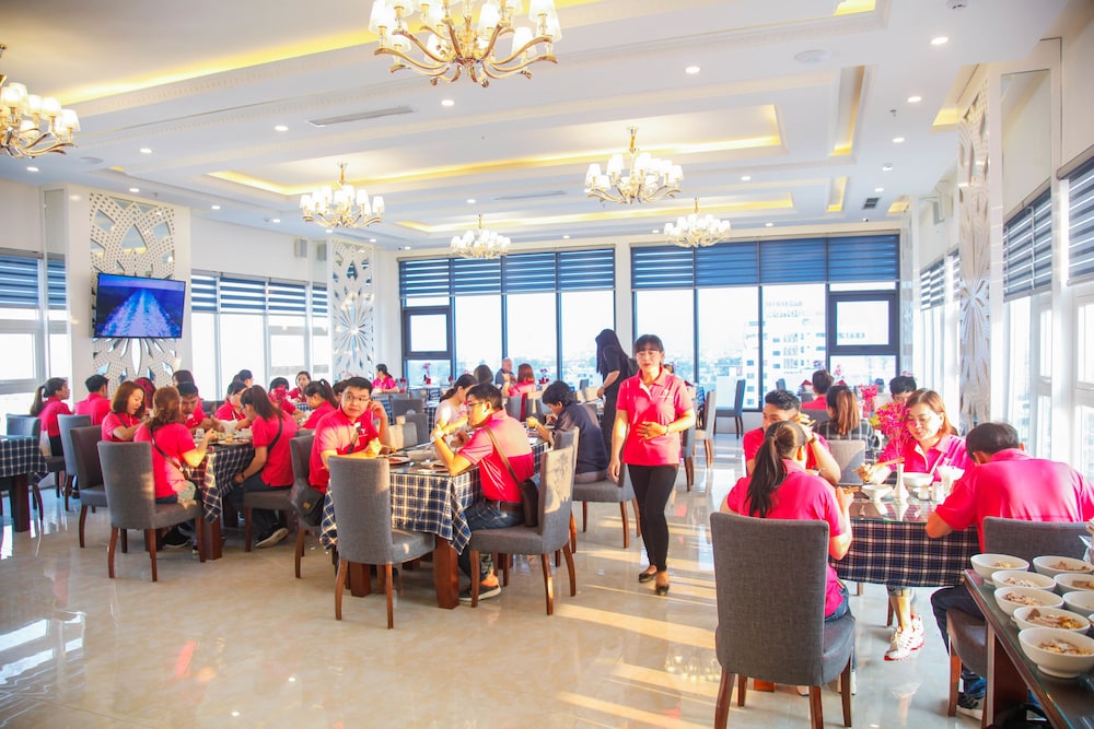 Golden Rose Hotel Danang 43/50