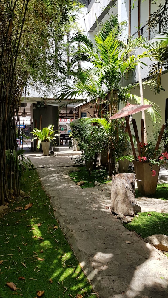 Sairee Sairee Guesthouse 31/37