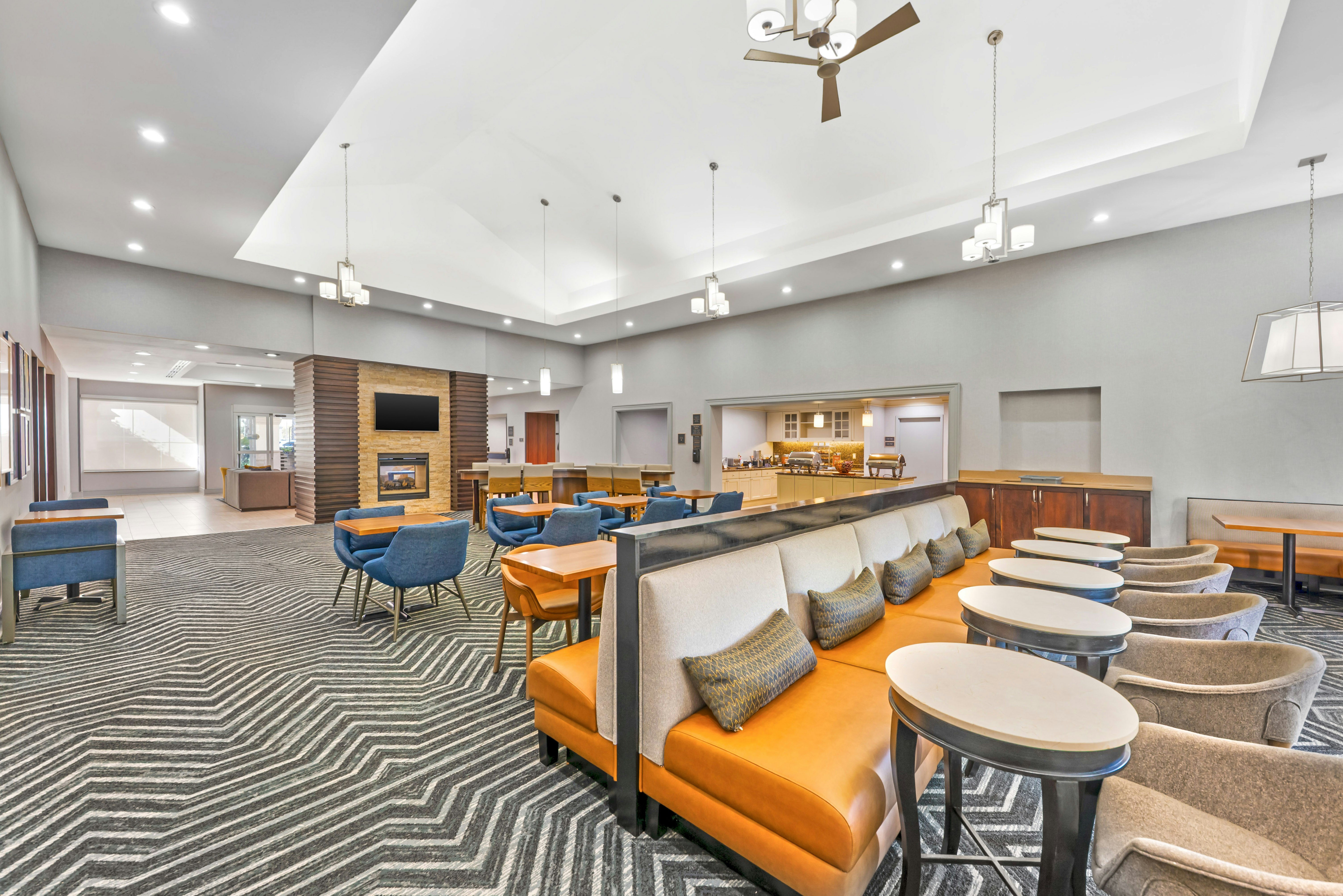 Homewood Suites by Hilton Laredo at Mall del Norte 43/75