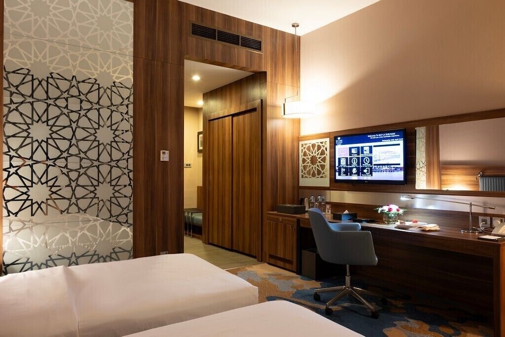 فندق البيلسان(Bay La Sun Hotel & Marina) 18/65