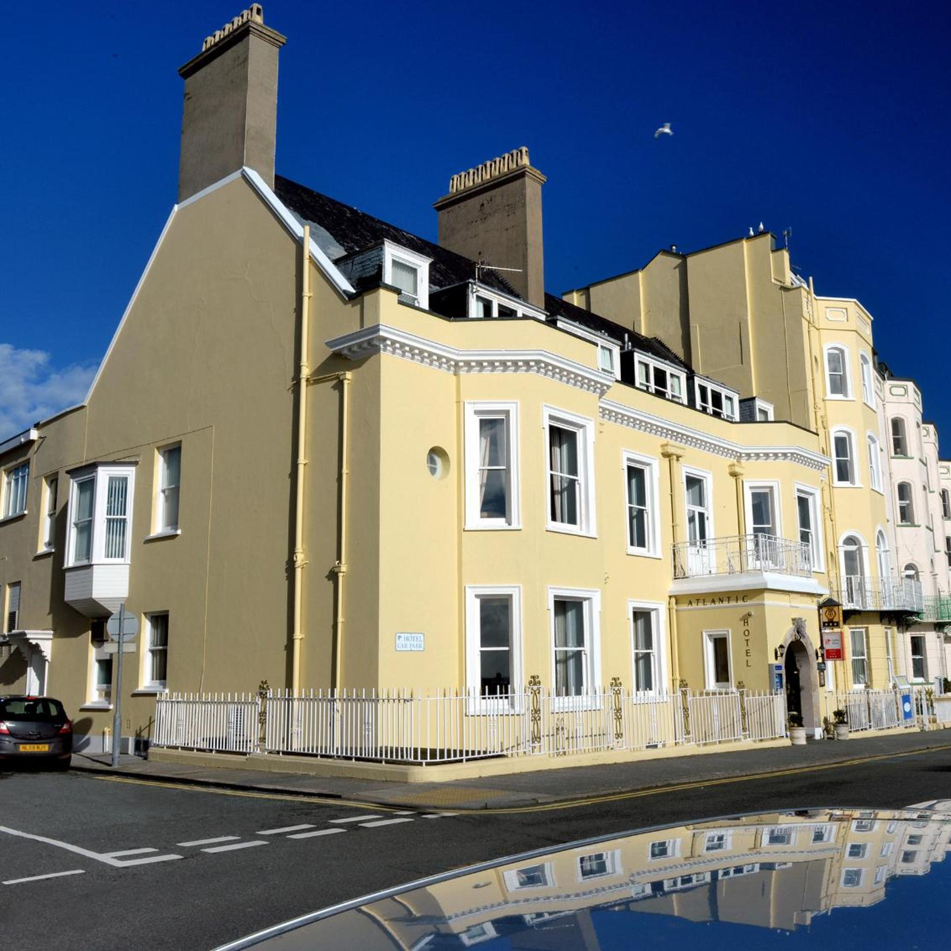 Atlantic Hotel 44/53