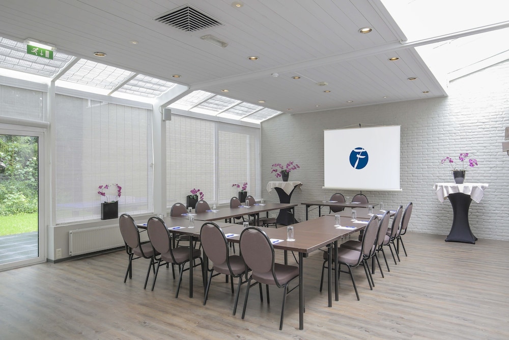 Fletcher Hotel Restaurant Hellendoorn 33/36