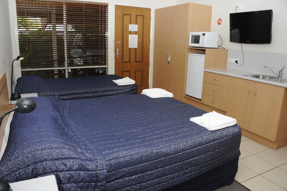 DELUXE, 2 QUEEN BEDS