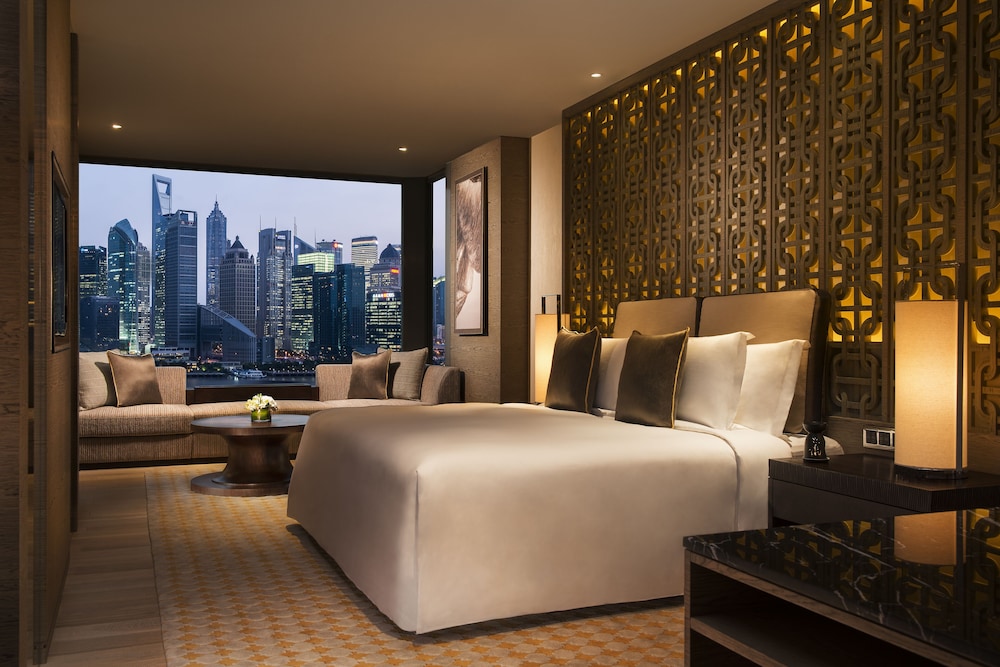 Bund, Oriental, Premier, King Bed, Pearl Tower View