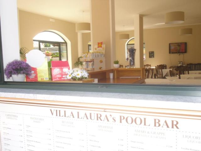 Villa Laura Hotel 4/52