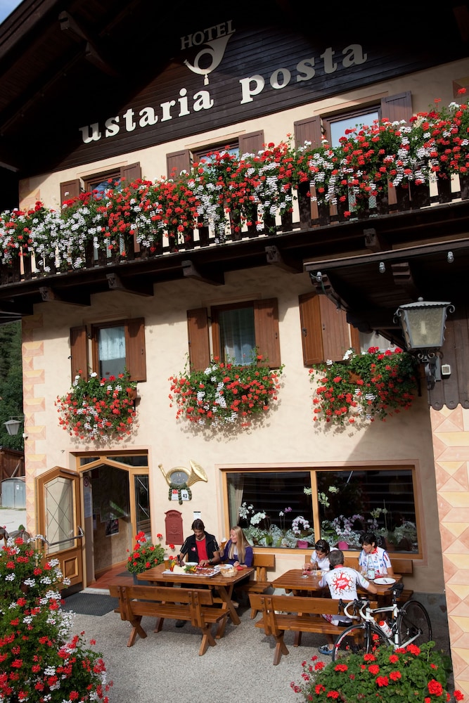 Hotel Ustaria Posta 7/47