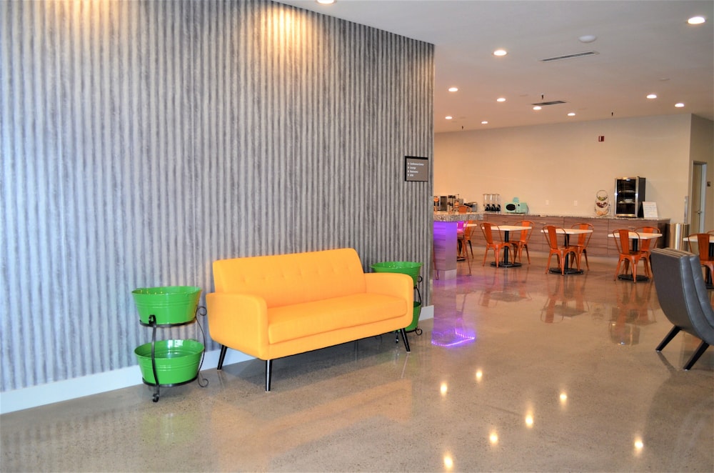 Richland Riverfront Hotel, Ascend Hotel Collection 6/65