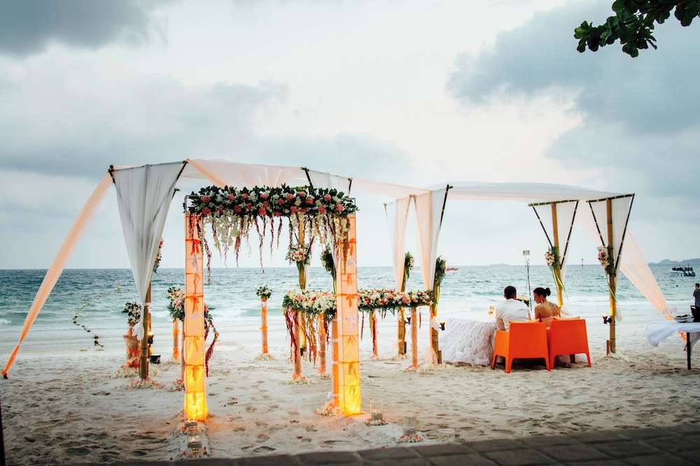 Samed Grand View Resort 40/50