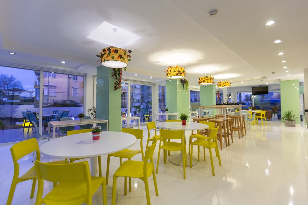 Mene City Hotel 52/70