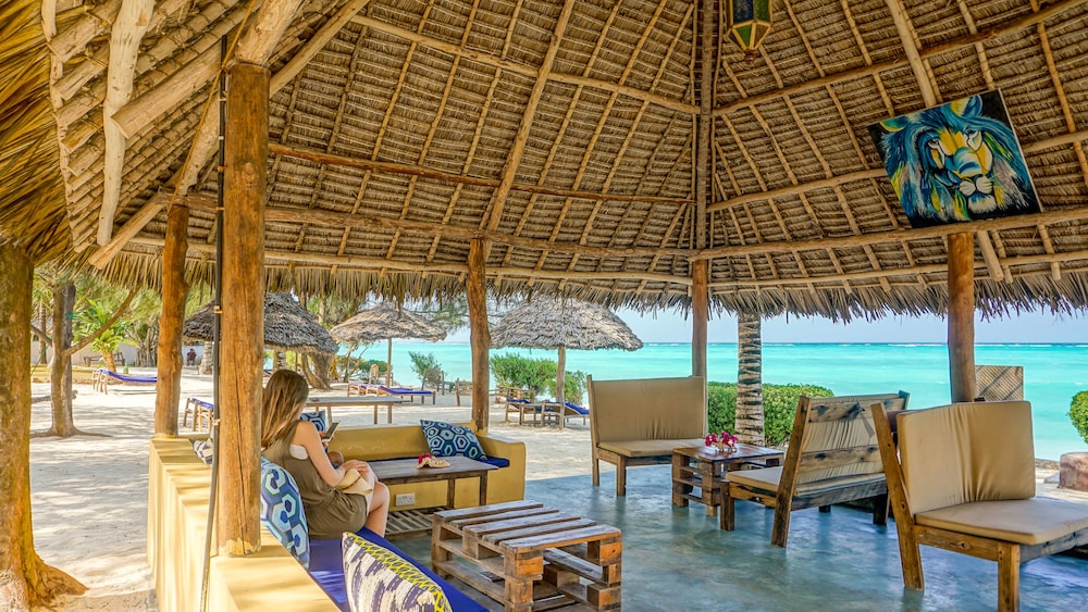 Tanzanite Beach Resort 24/49