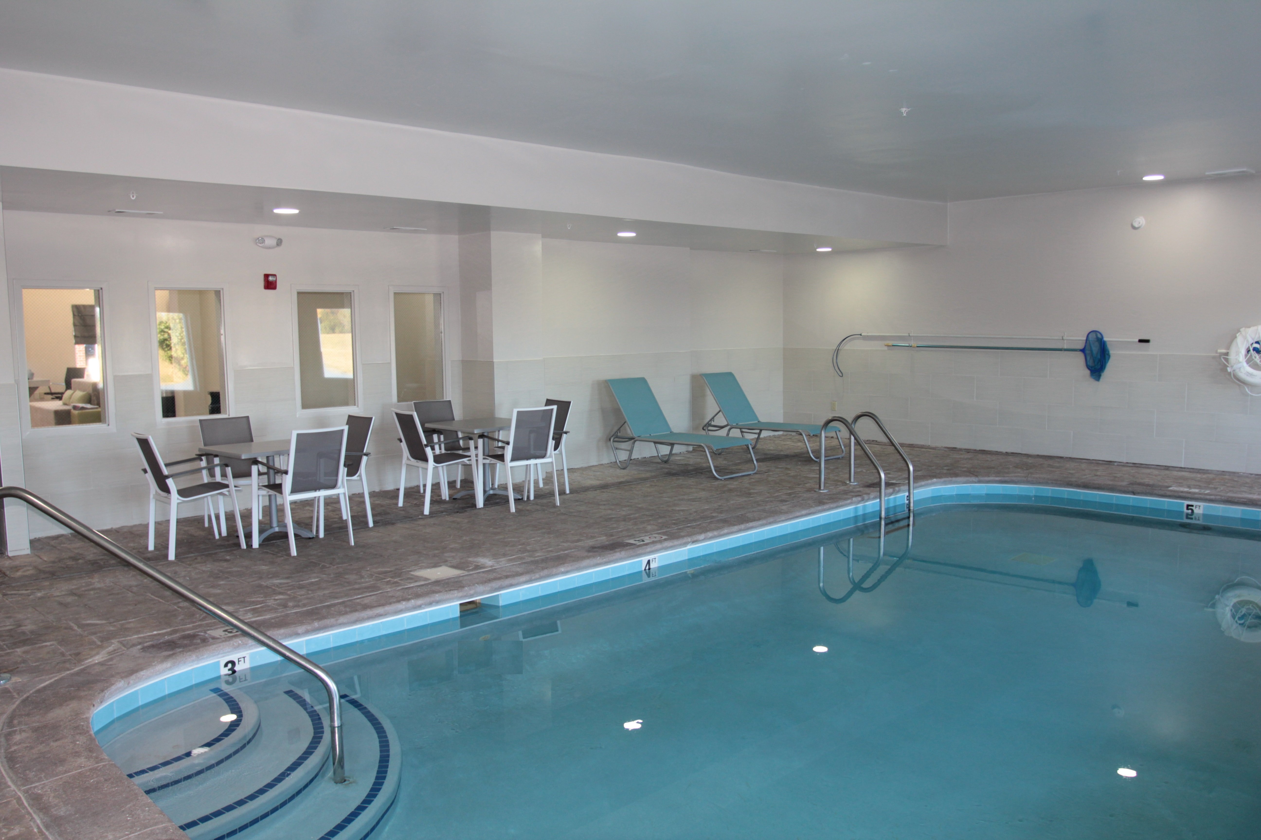 Holiday Inn Express Suites Sweetwater 27/44
