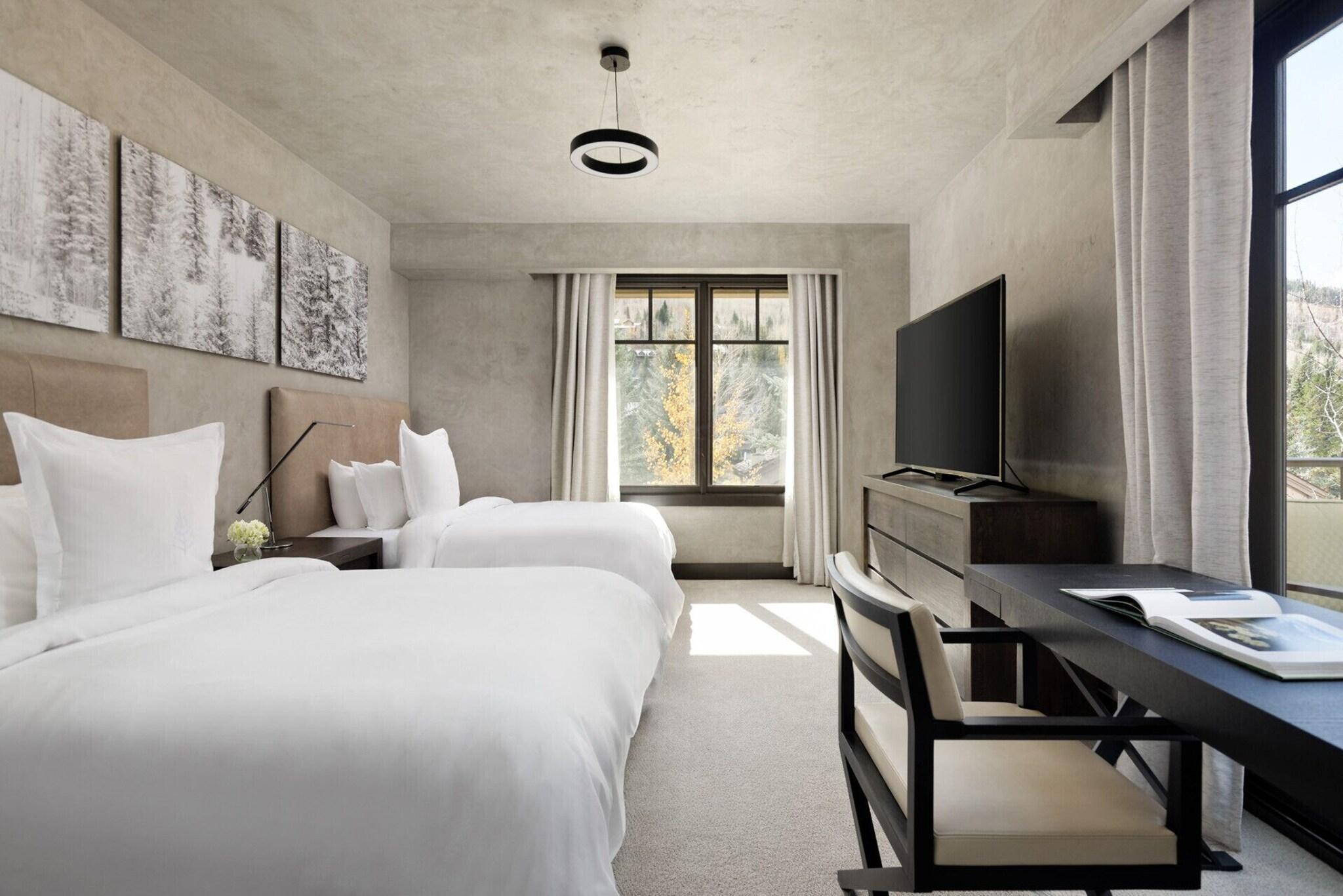 غرفة بسرير كينج بإطلالة على الحديقة، Four Seasons Resort and Residences Vail 3/6
