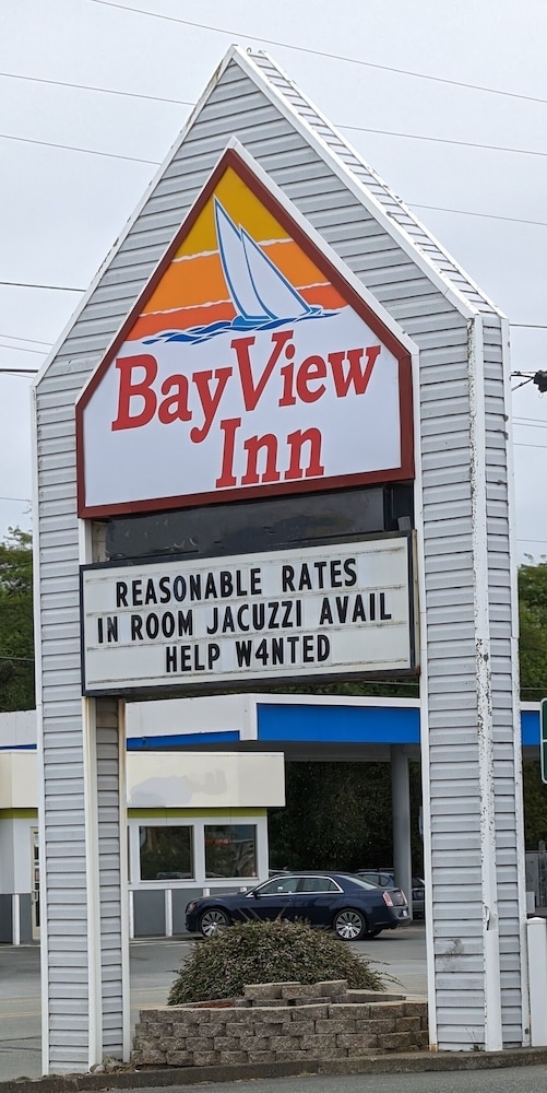Bayview Inn 2/45