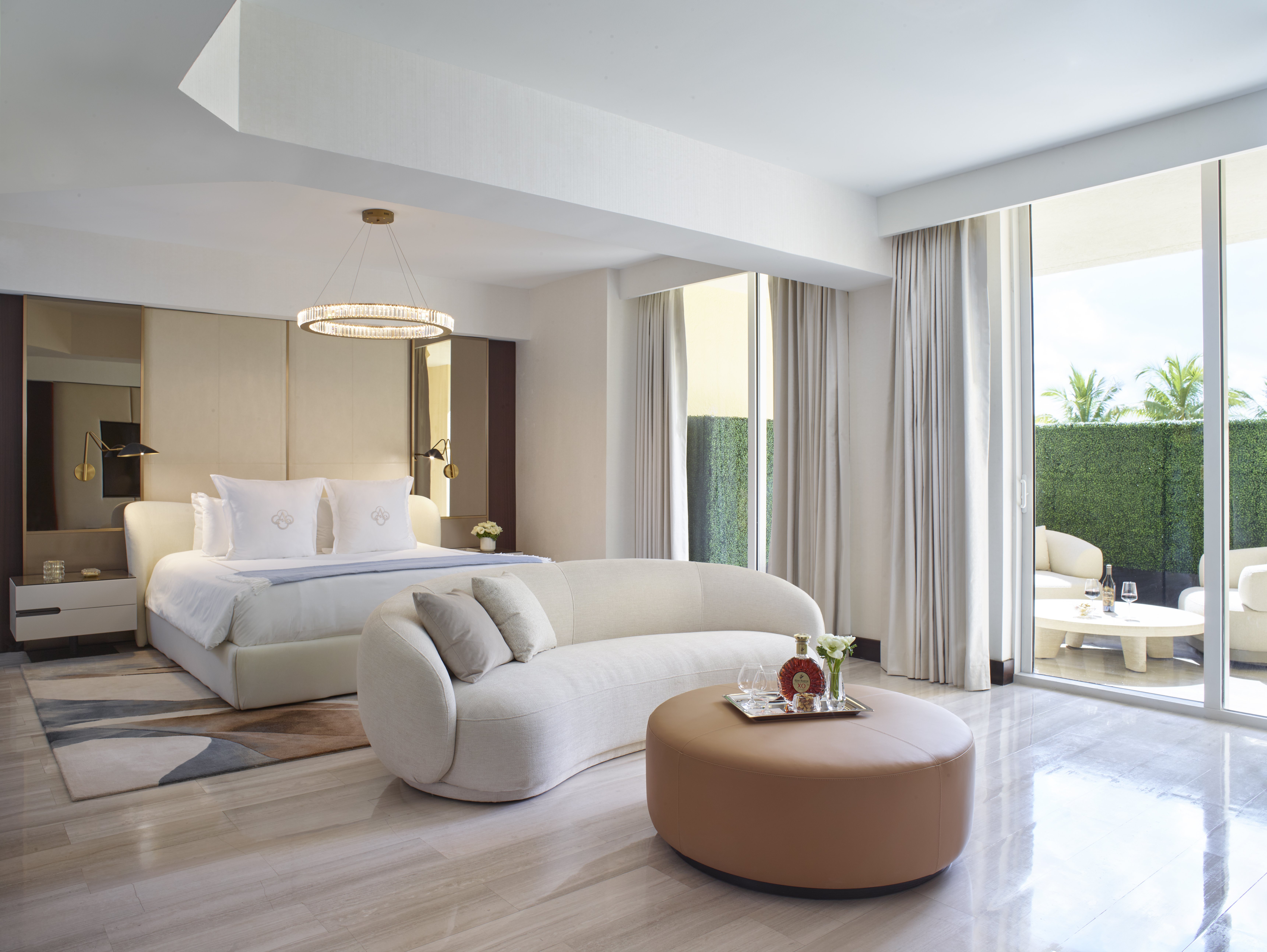 Acqualina Resort & Residences On The Beach 4/35