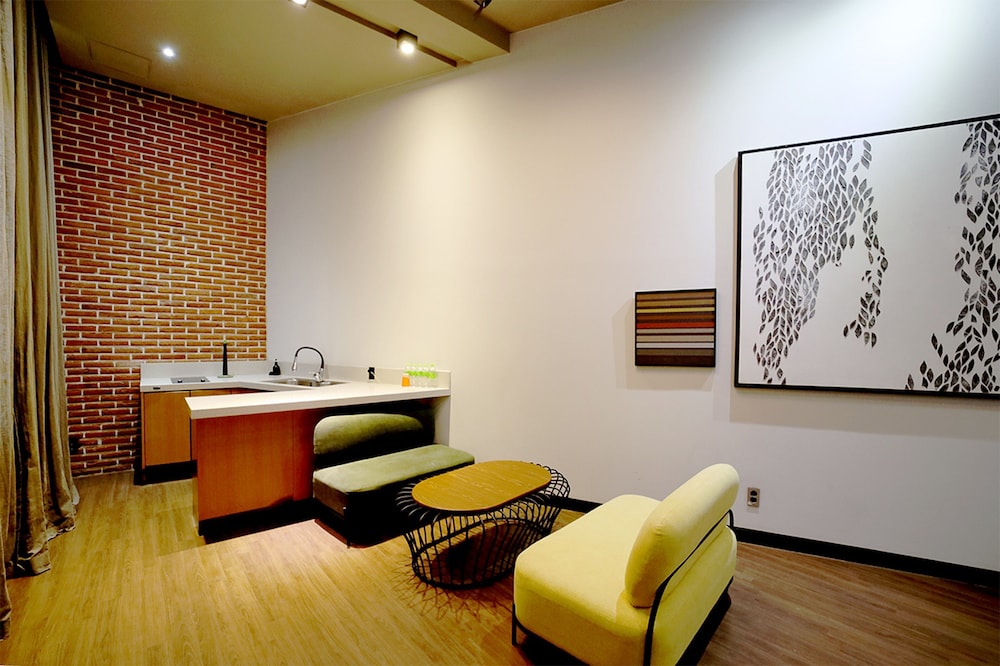 Seomyeon Hound Hotel 1St Street 22/54