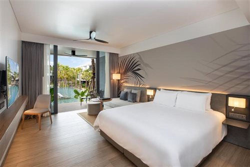 Junior Suite, Pool Access