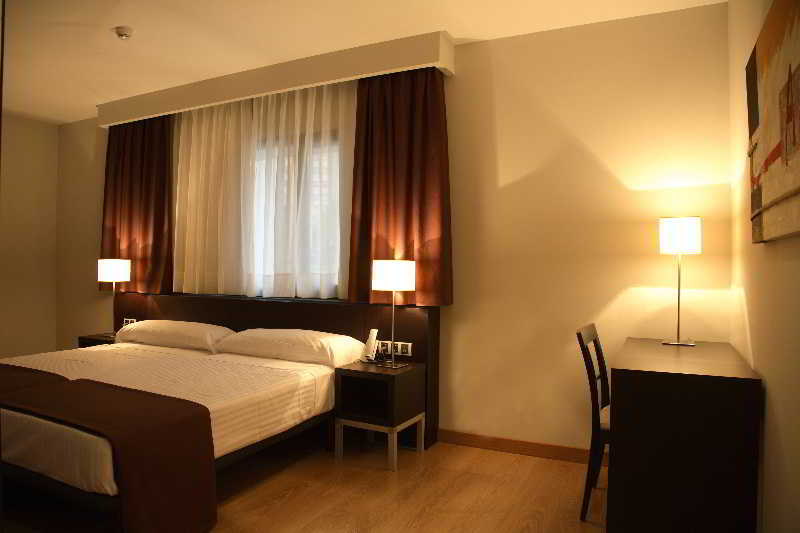 Hotel Plazaola 12/38