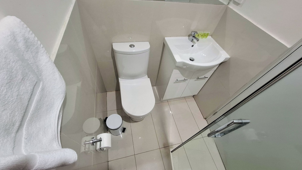 Exodus Dandenong Apartment Hotel 46/50