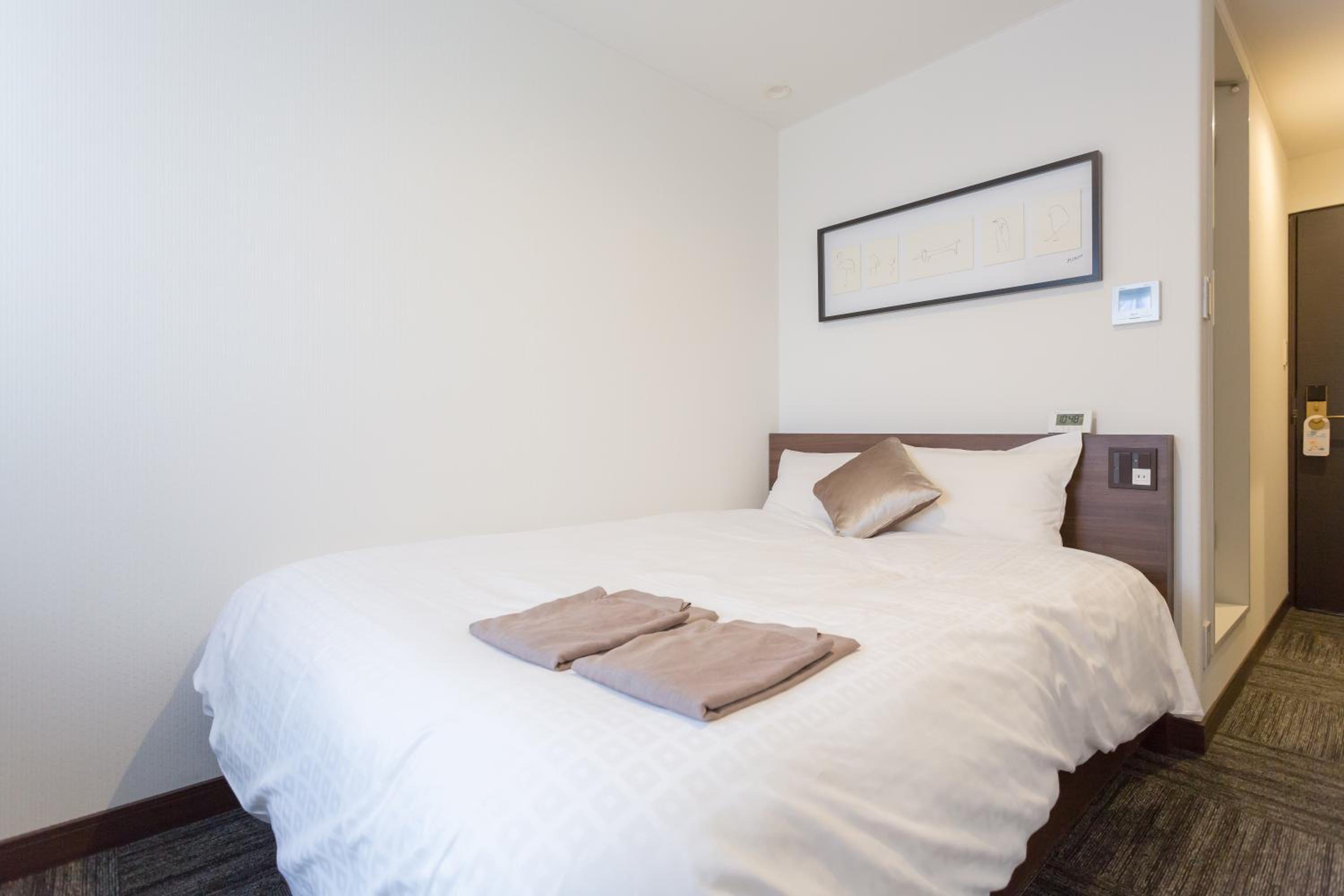 Economy, Double Bed