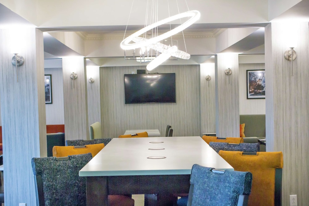 Hampton Inn Marion Inn 57/66