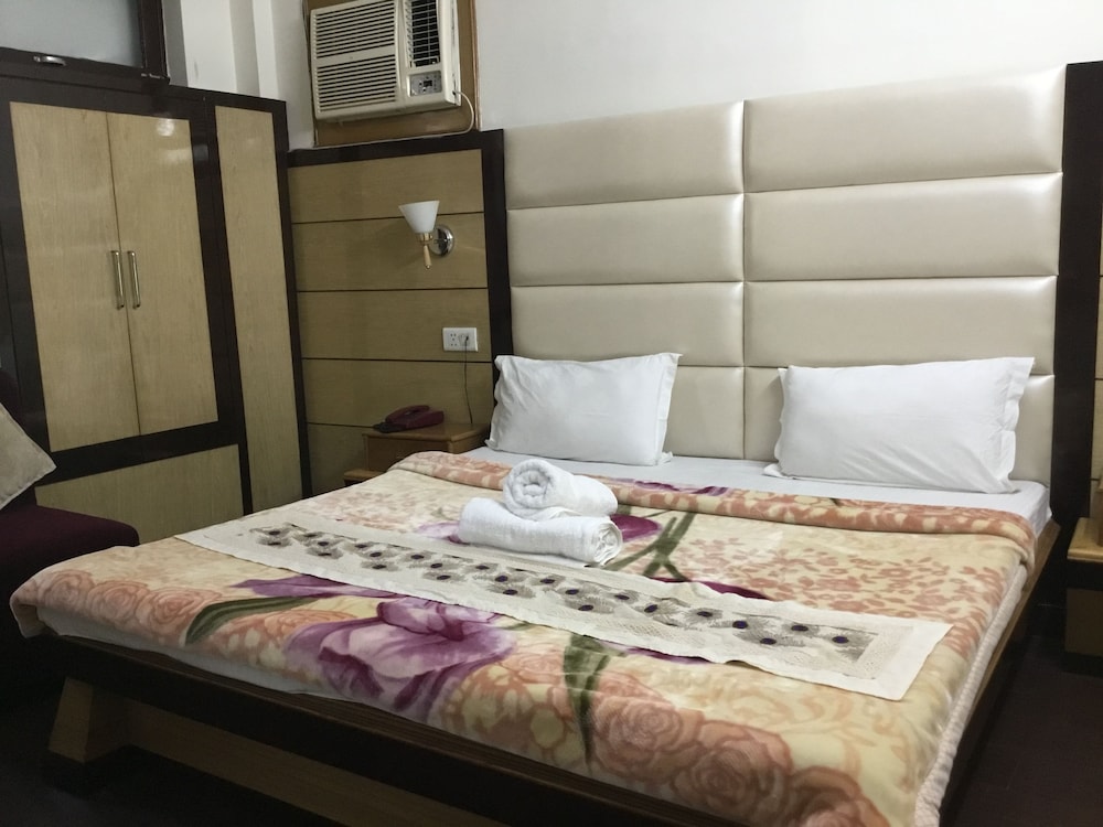 Hotel Ganesha Inn 14/50