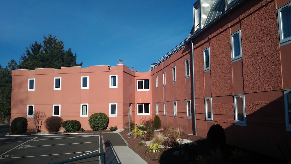 IBIS CHALON SUR SAONE NORD 4/67