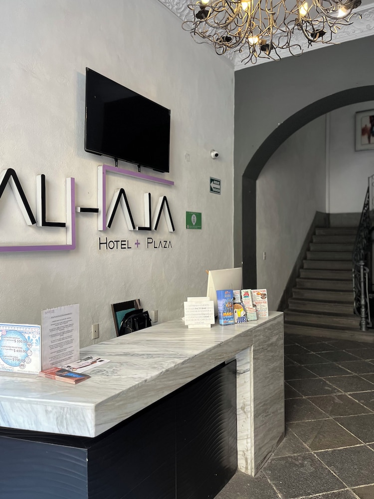 Hotel Alhaja 13/50