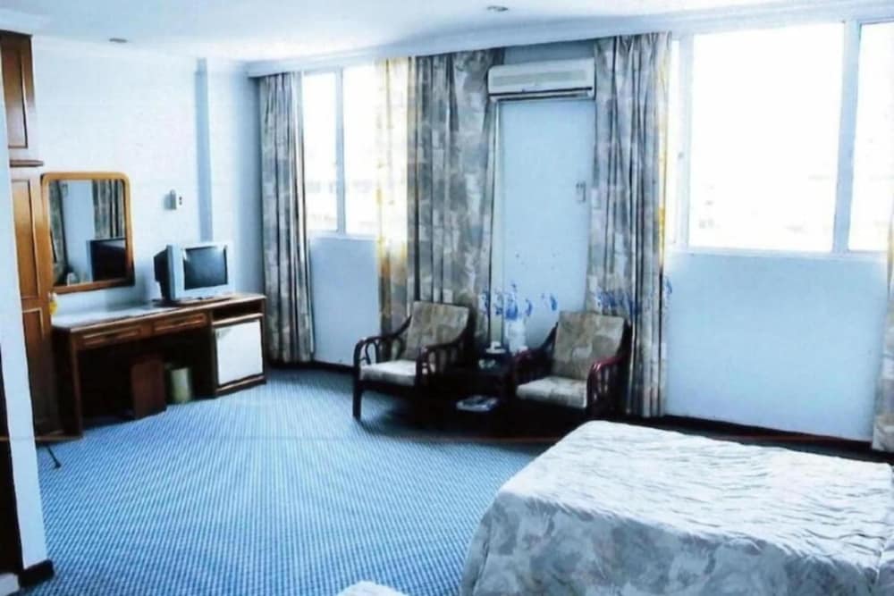Hotel Ramai 44/50