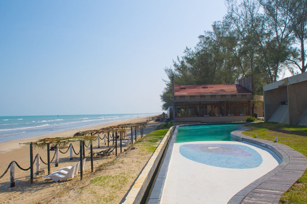 Isla Tajin Beach and River Resort 41/54