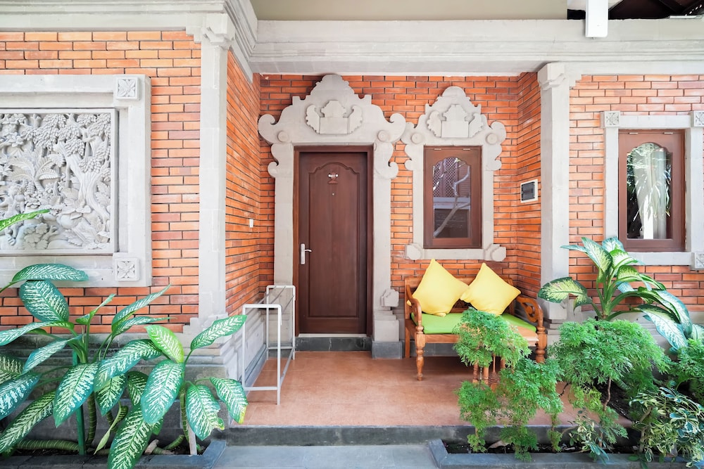Adi Dharma Hotel Legian 30/50