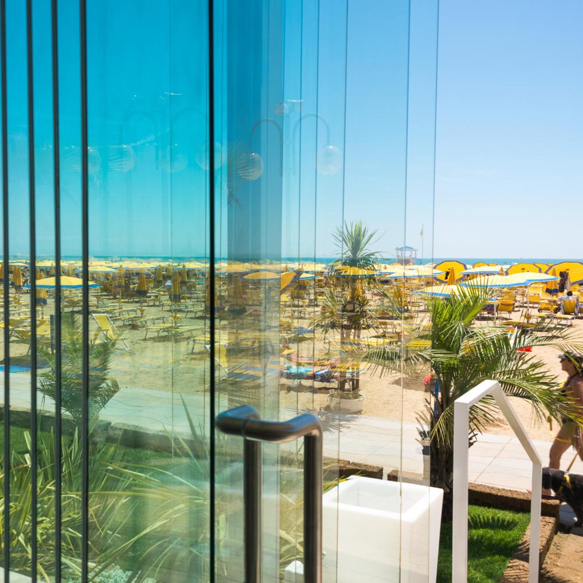 Hotel Nizza Fronte Mare 23/49