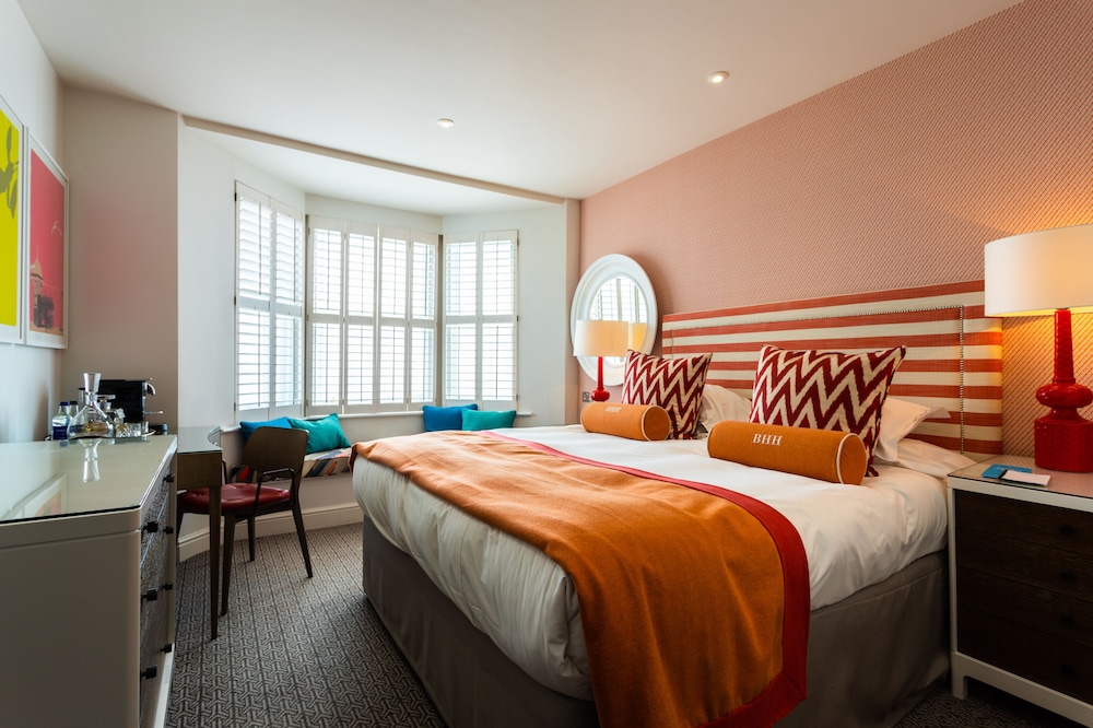 SUPERIOR, KING BED, SEA VIEW