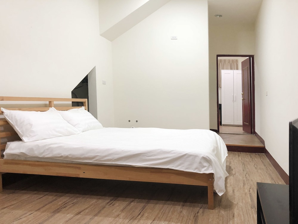 Delicateperfume Hotel 12/66
