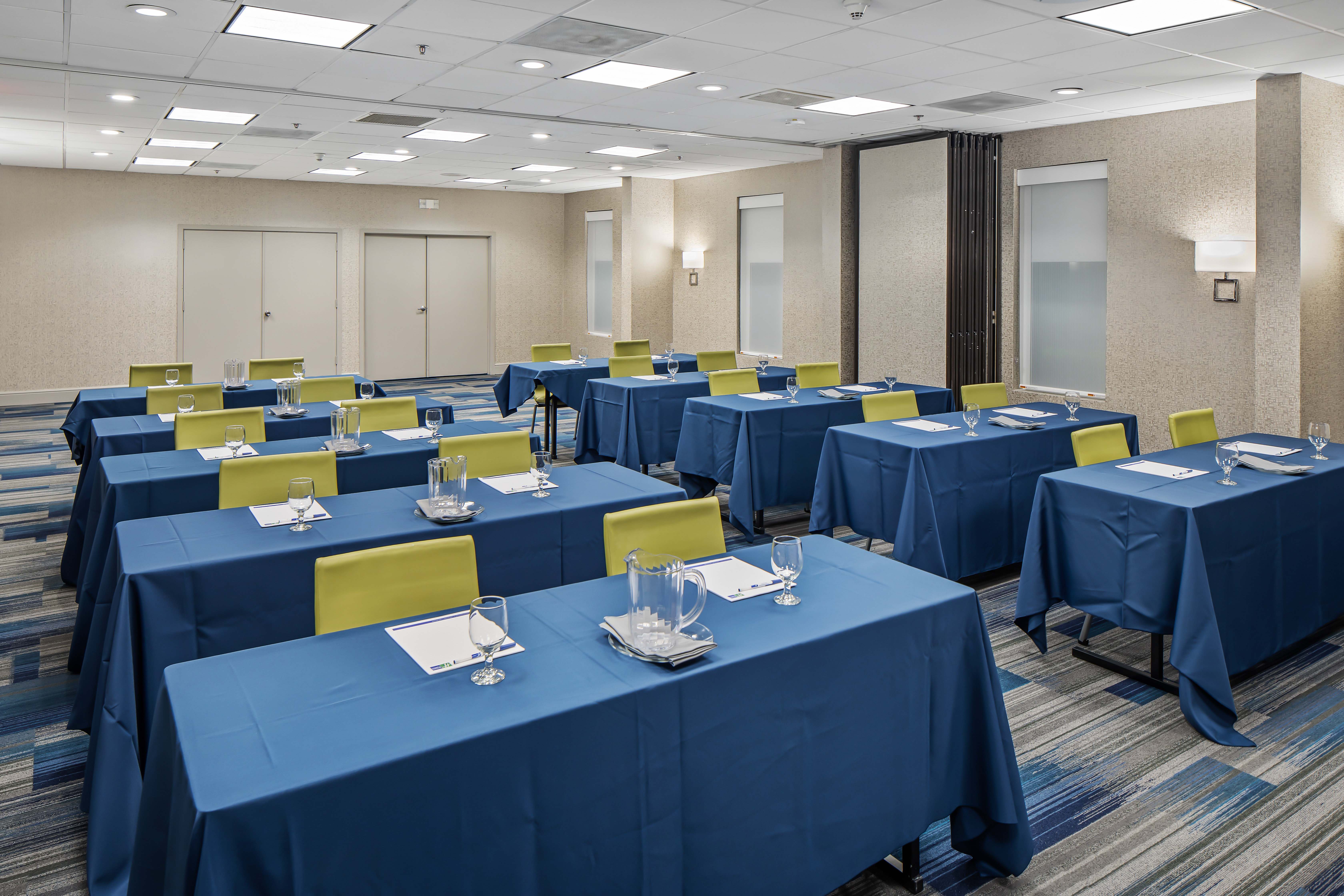 Holiday Inn Express Atlanta Airport College Park 45/57