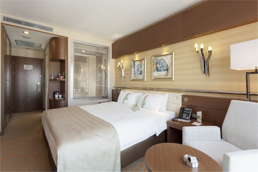 HOLIDAY INN ANKARA - KAVAKLIDERE 28/78