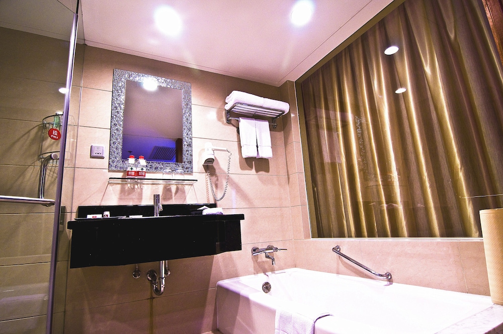 Luxemon Hotel Pudong Shanghai 39/39