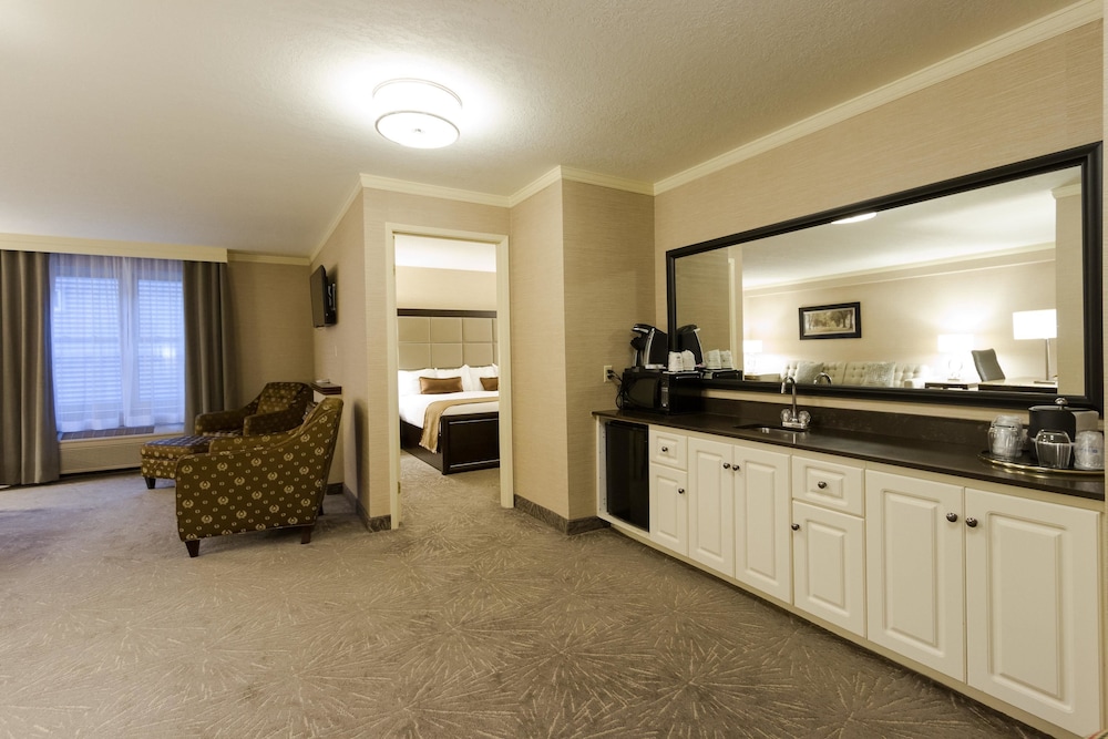 Best Western Plus The Arden Park Hotel 6/59
