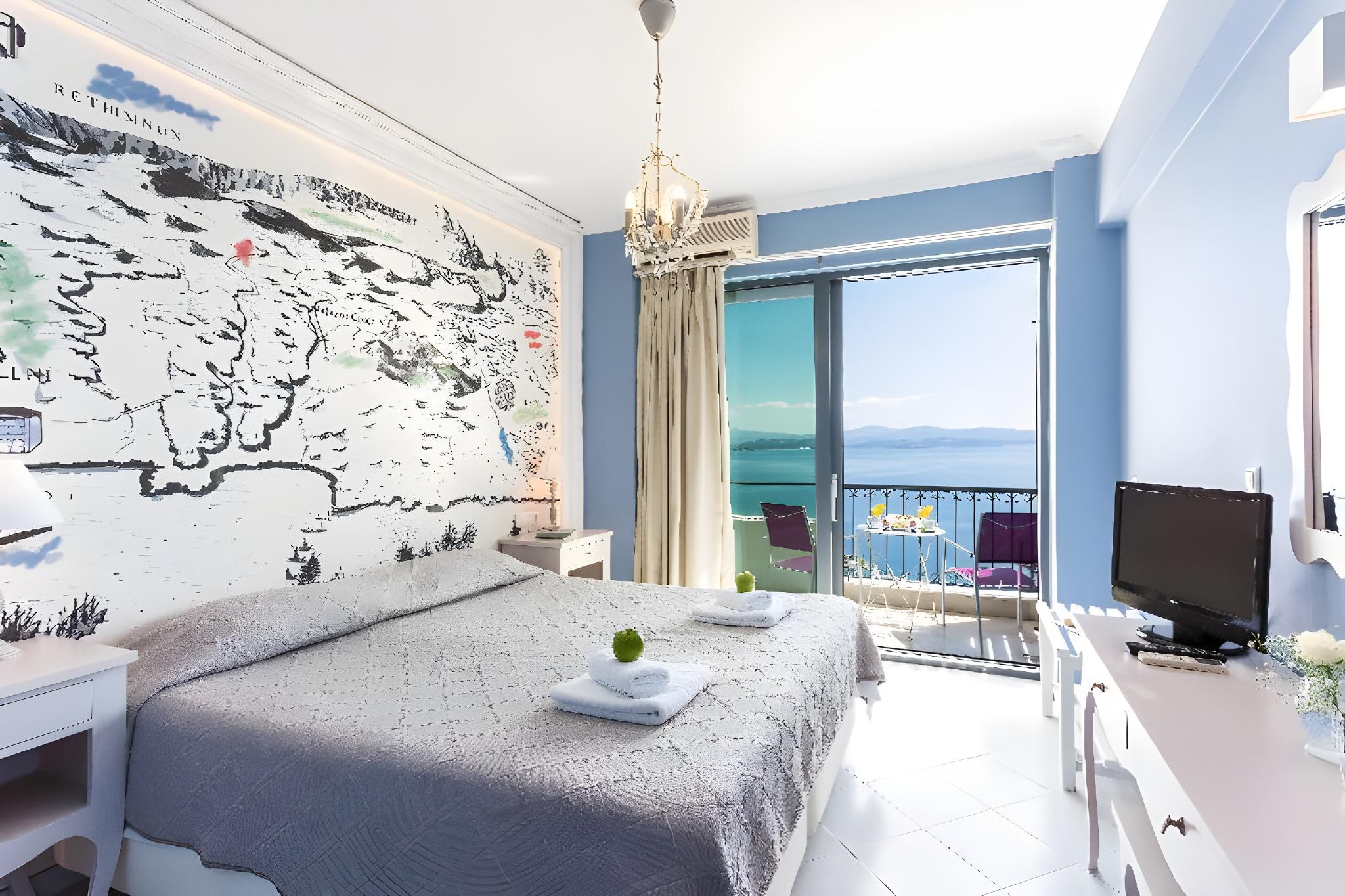 Standard, Double or Twin Bed, Land View