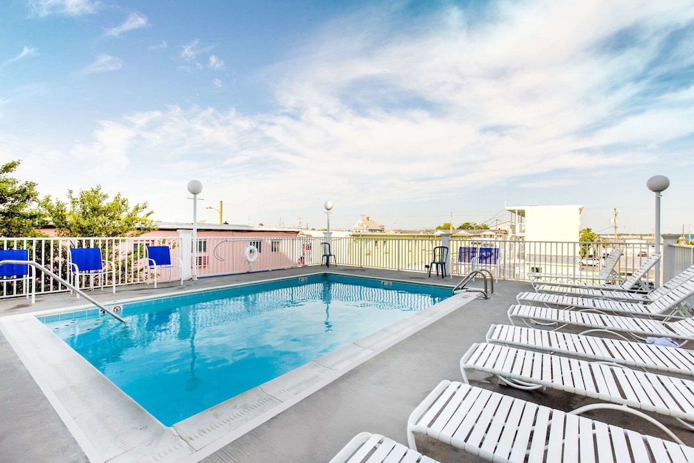 Gateway Hotel Suites Ascend Hotel Collection 4/33