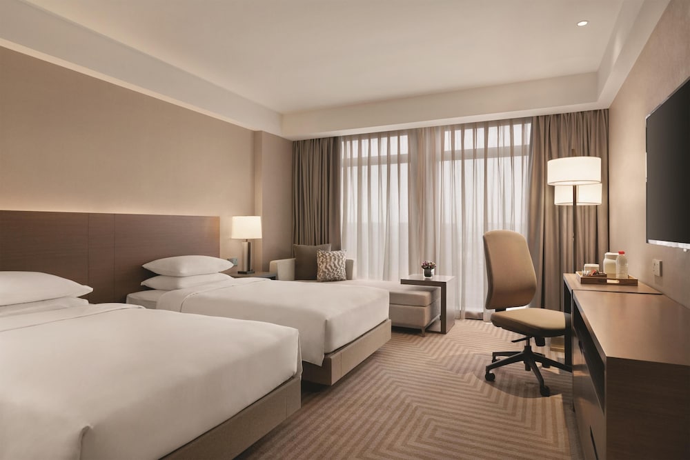 Room, Twin Beds, Den