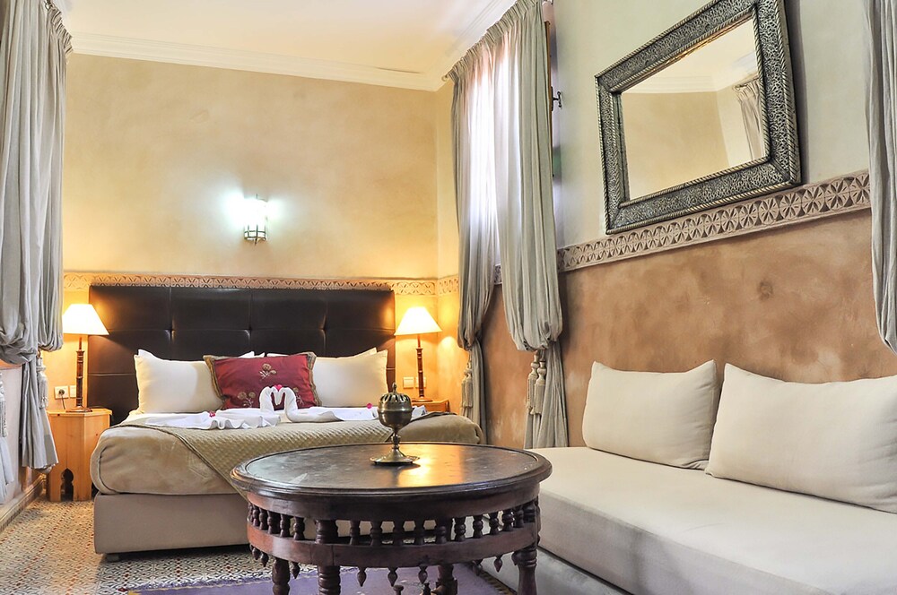 Riad Inaka 8/50