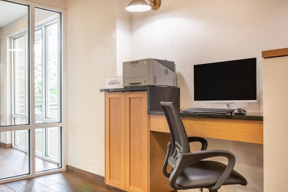 Fairfield Inn And Suites By Marriott Beaverton 14/14