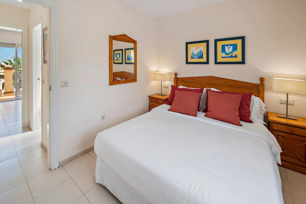 JUNIOR SUITE, CLASSIC, DOUBLE BED